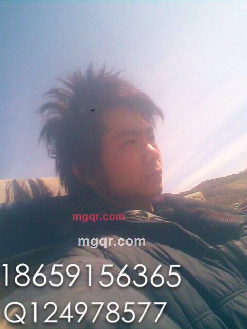 我对美腿没有抵抗力的第2张照片