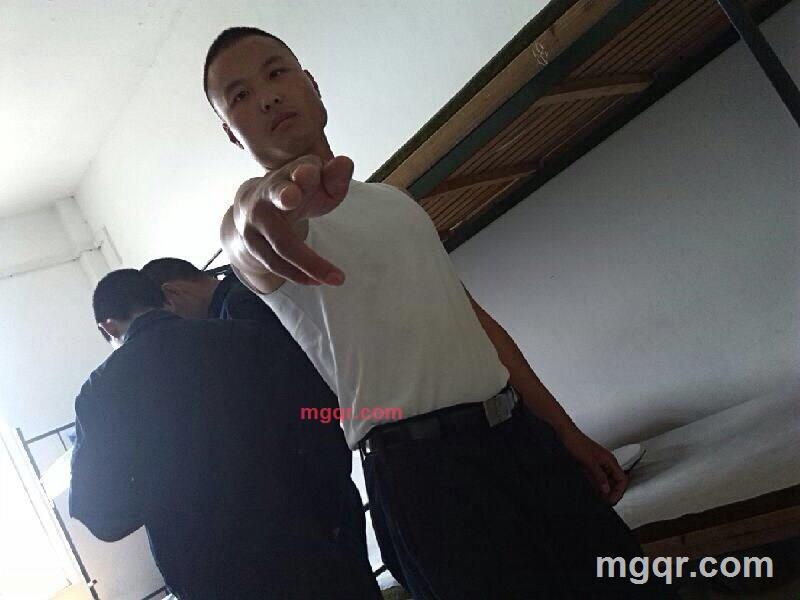 凌晨两点十分的第1张照片