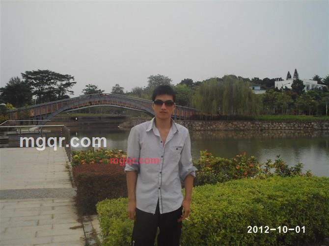 很孤独很孤独的第1张照片