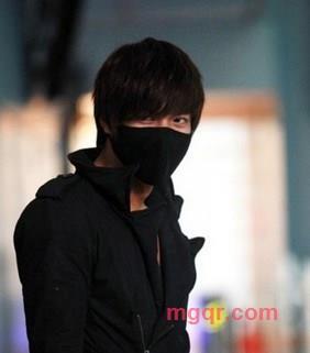 各取所求的第1张照片