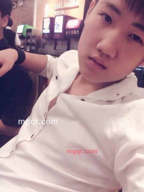 阶下囚丶的第2张照片