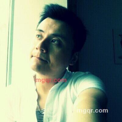 列缺残月的第3张照片