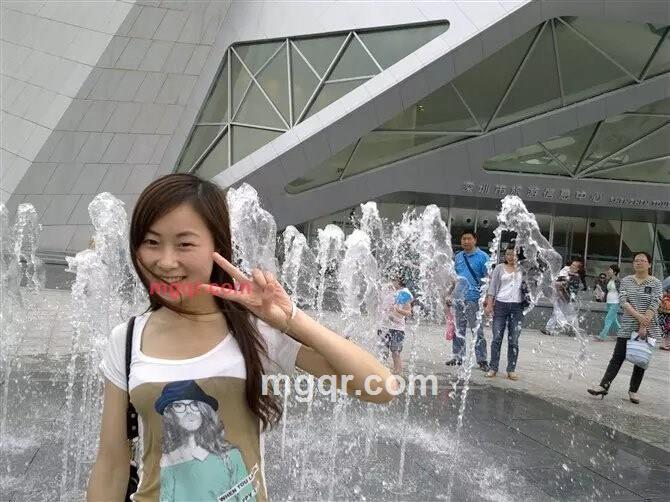 丫头0000的第1张照片