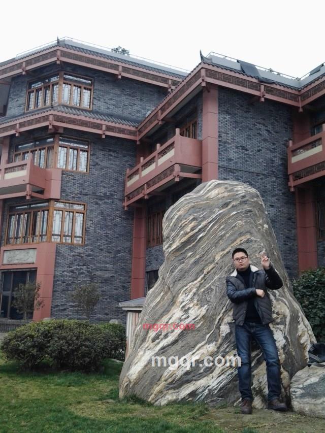 等太久的第1张照片