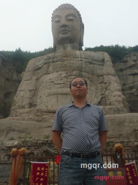 斜担日月的第1张照片