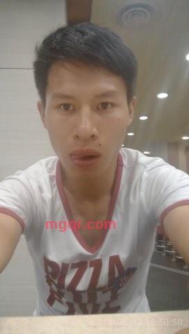 黑夜守望者的第1张照片