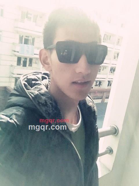 莫名.的第1张照片