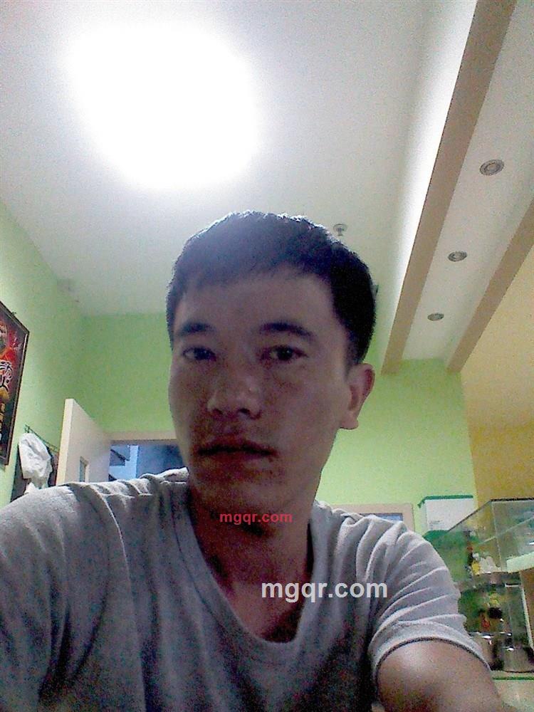 宝贝亲亲的第1张照片