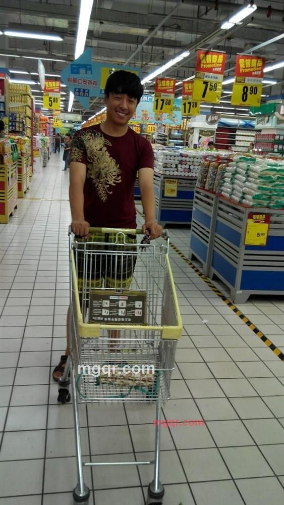 一瓶啤酒007的第1张照片