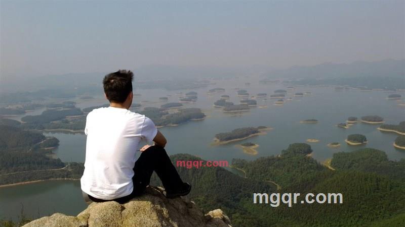 爱玩的和尚的第2张照片