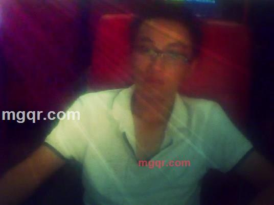 莲前小憩的第1张照片