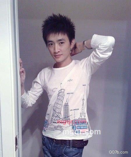 二楼三两依其思路八楼的第2张照片