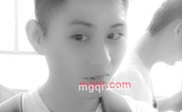 未满十八岁禁止关注 的第2张照片