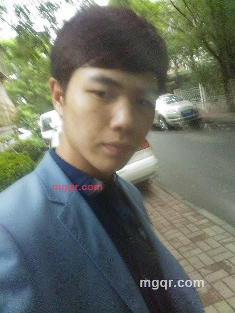 路鸣泽的第1张照片