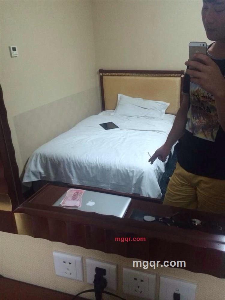 90后帅哥。的第1张照片