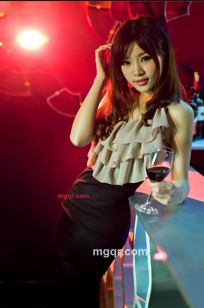 白天不懂夜的黑”的第1张照片