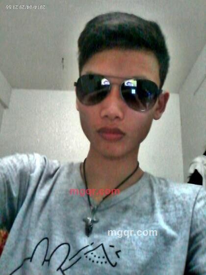 赤体上阵的第1张照片