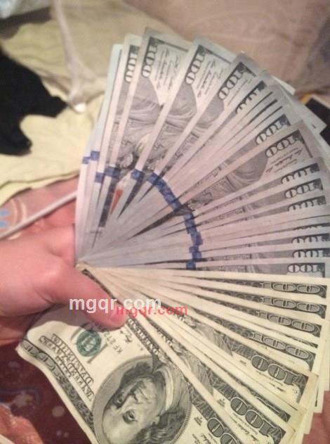 爱**不容等待.......的第3张照片