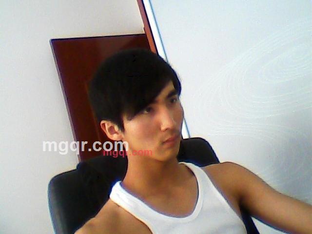 偶尔来个小激情的第2张照片