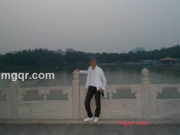 年少太煽情的第1张照片