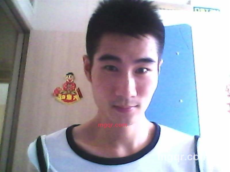 azhi~的第1张照片