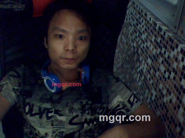 GG寂寞找激情的第2张照片