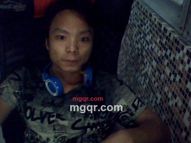 GG寂寞找激情的第1张照片