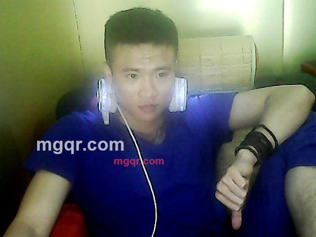 男孩的空虚的第1张照片