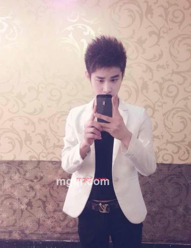 你爱我像谁。的第4张照片