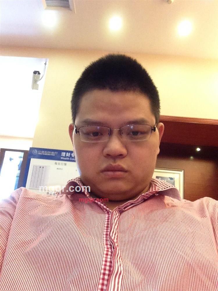 寂寞人儿想约会的第2张照片