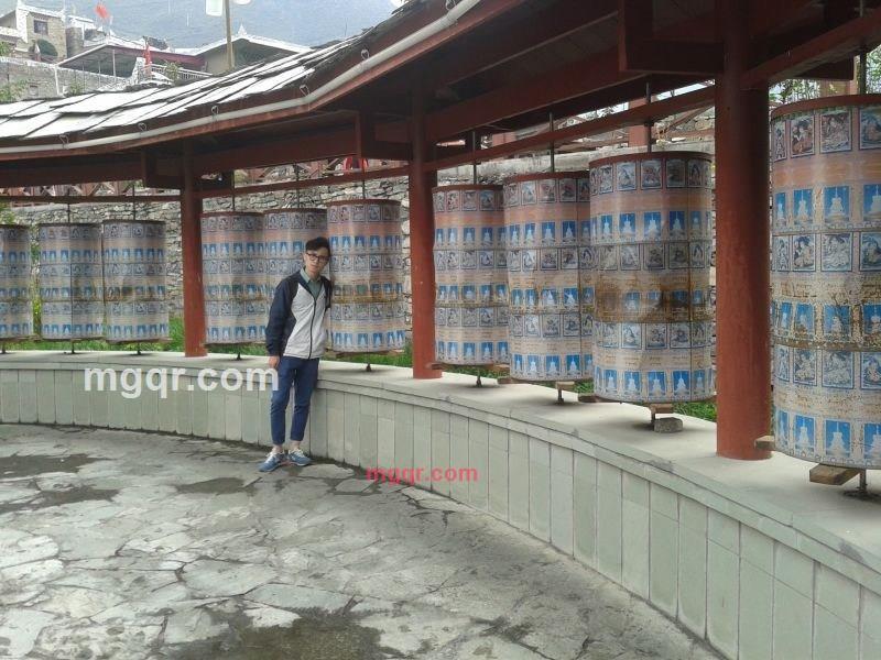 偏执.的第4张照片