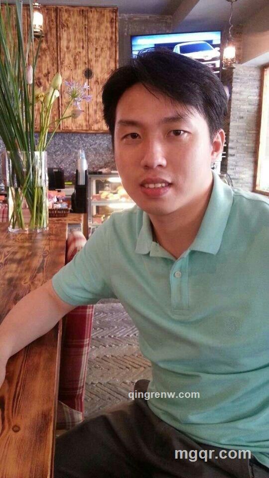 睶光乍泄的第1张照片