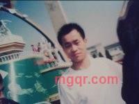 寂寞男人之人的第1张照片