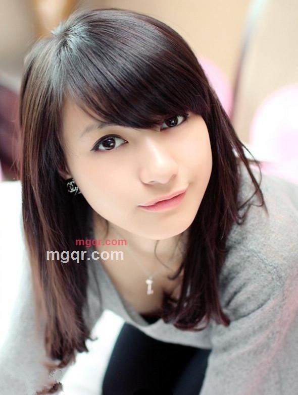 朦胧女生的第5张照片