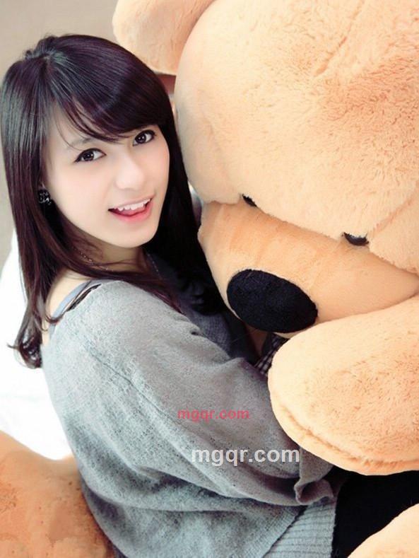 朦胧女生的第2张照片