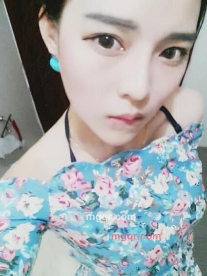 冰洁水中的<。)#)))≦的第3张照片