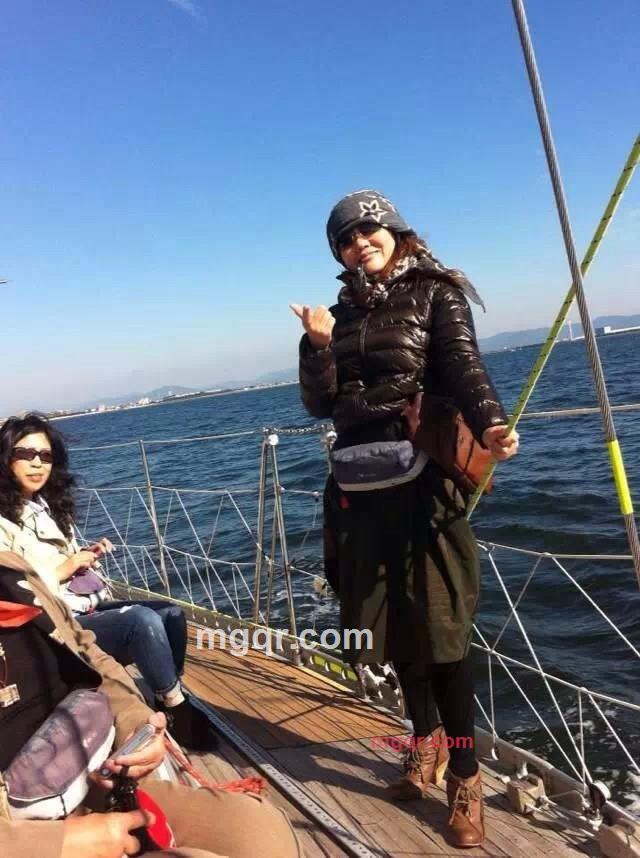 优质白领女人的第2张照片