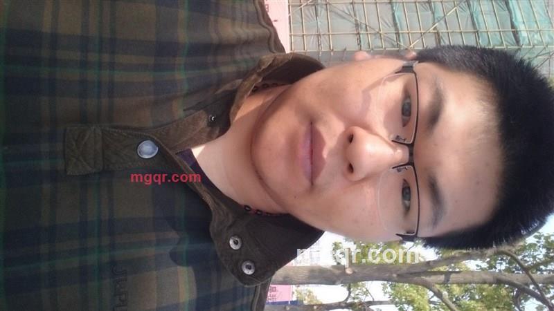 习惯寂寞的男人的第1张照片