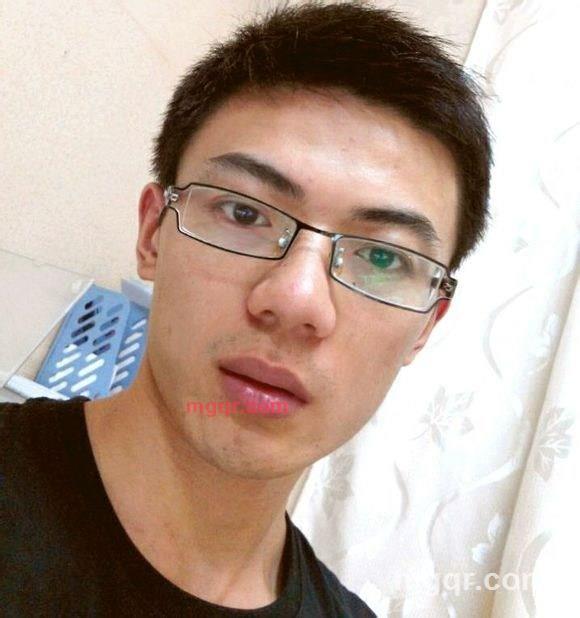 unfunnyboy的第1张照片