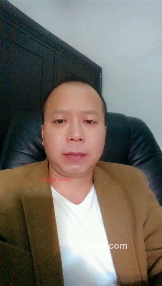 深深夜的第1张照片