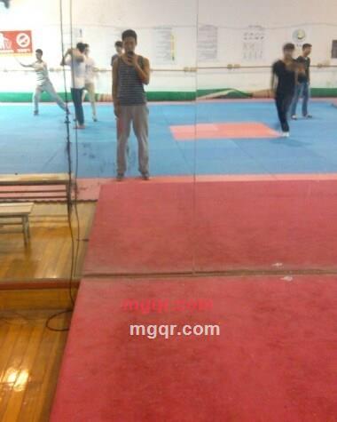 风流花少的第2张照片