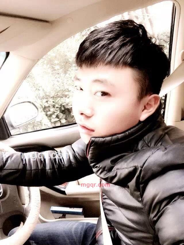 小姿男人的第3张照片