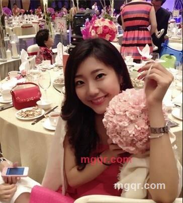 露菲露的第3张照片