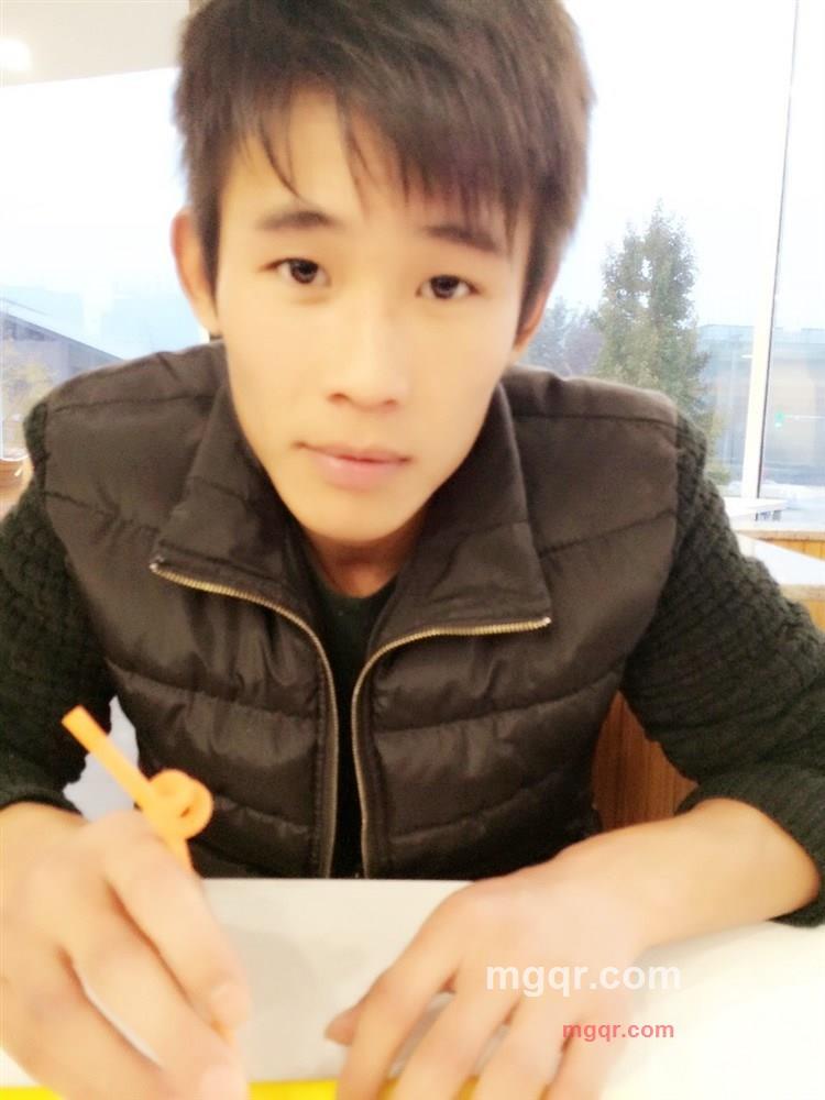 给你的太少。的第1张照片