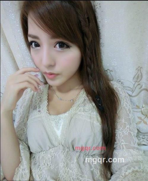 孤寂女人的第1张照片