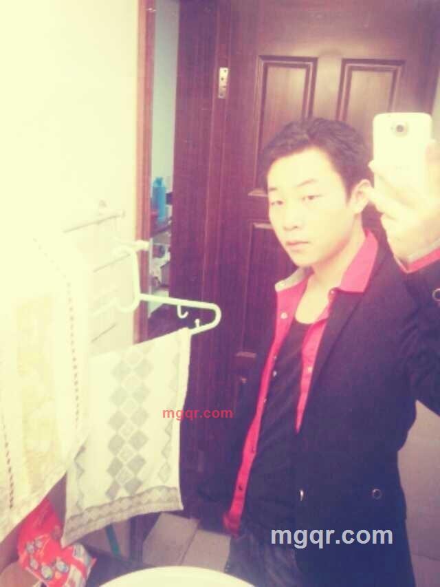 着烟寂寞的等待的第4张照片