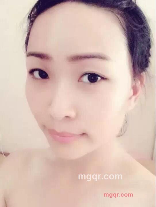 菇凉长发未及腰 i的第1张照片