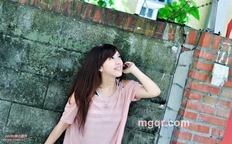  悠悠我心倾城的第1张照片