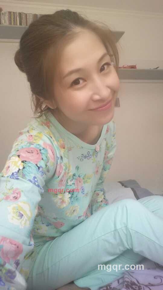 思密达 婷的第1张照片