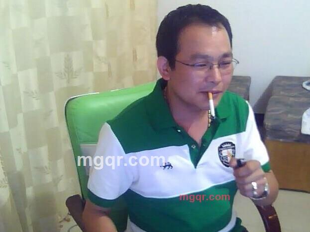 人生已去一半的男人的第3张照片